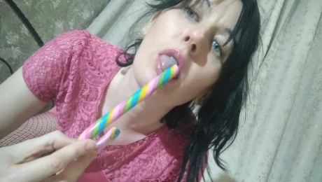 she sucks a Lollipop and shoves it in her hairy pussy GinnaGg