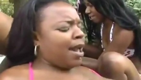 Ebony Lesbian Group Sex Outdoor