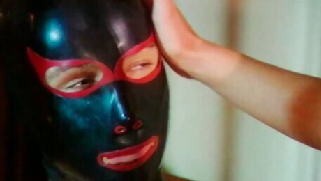 Perky Laura's oral dirt
