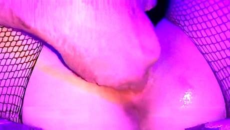 Solo girl orgasm clip with wet Sharon White and Sharon from CAM4